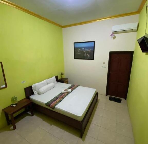 Pensione Watukarung Sackstone Guesthouse