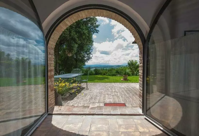 ホテル Agriturismo La Collina Dei Lecci