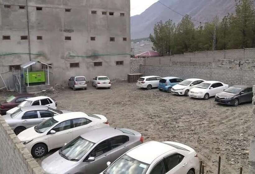 هتل Capital Lodge Gilgit