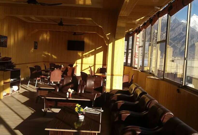 هتل Capital Lodge Gilgit