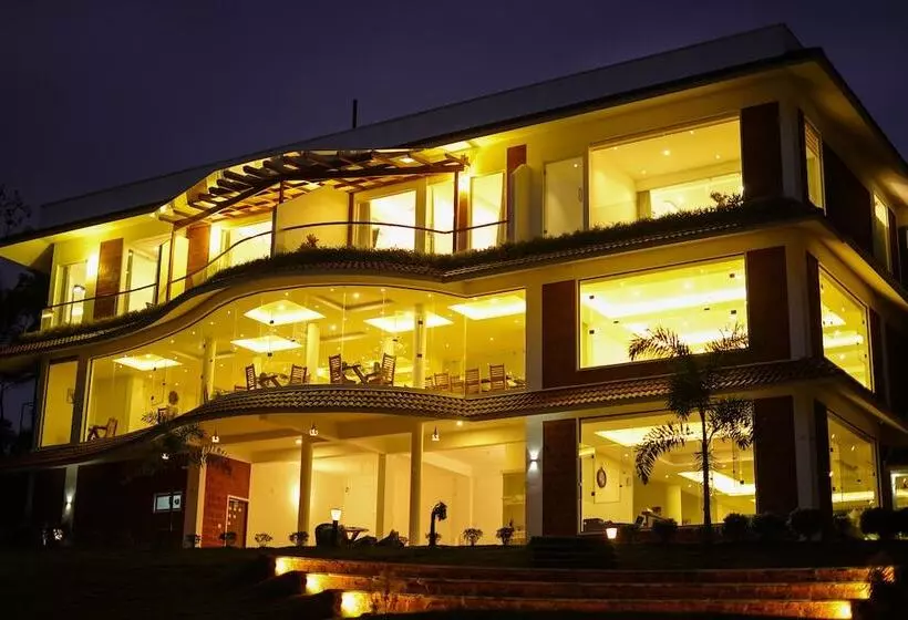 ペンション Room In Guest Room   Lakerose Wayanad Resort   Lake View