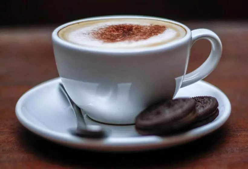 Kapselihotelli Bk Homestay, Batukaras