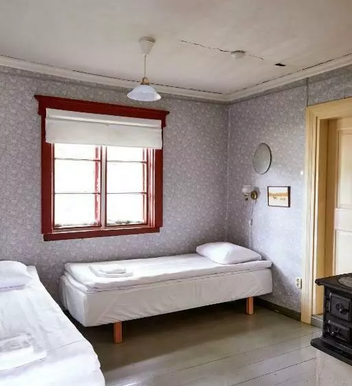 ホテル Taattisten Tila   Taattinen Farm And Cottages