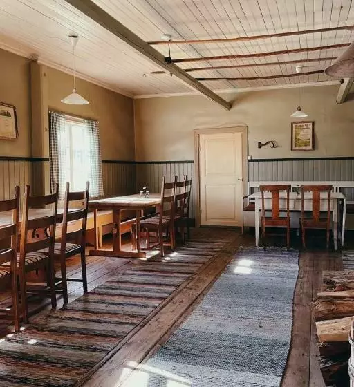 ホテル Taattisten Tila   Taattinen Farm And Cottages