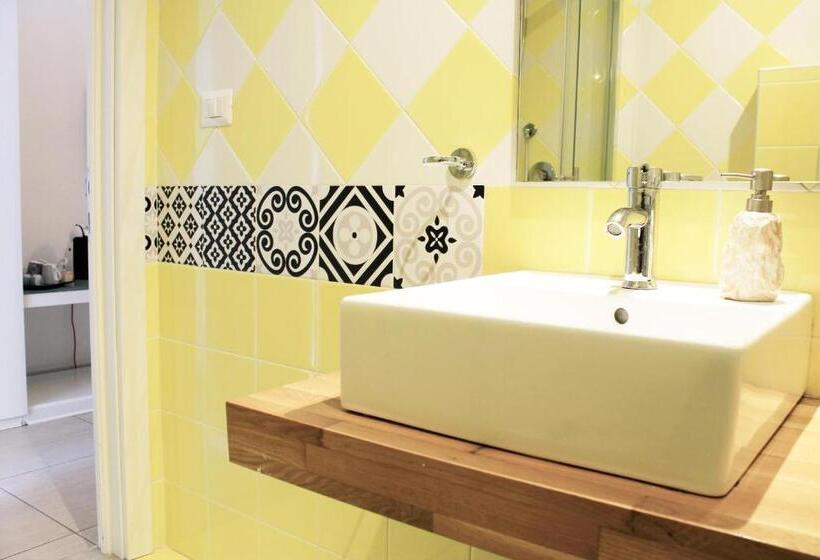 پانسیون Baris Suite Station