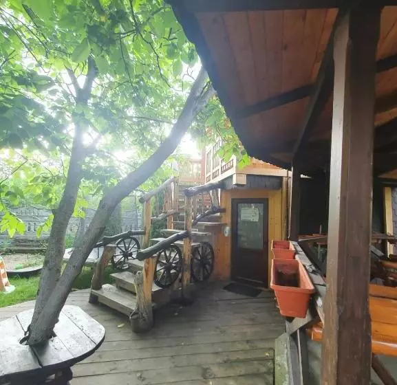 پانسیون Daiana Residence Cabane