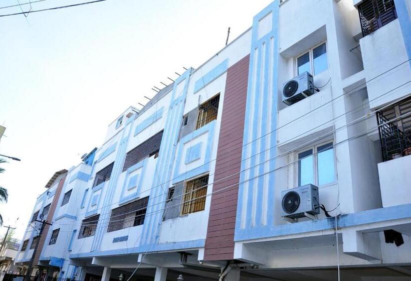 酒店 Kiruba Castle