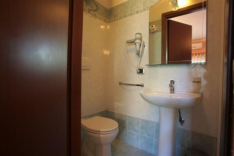 בית מלון כפרי Airport