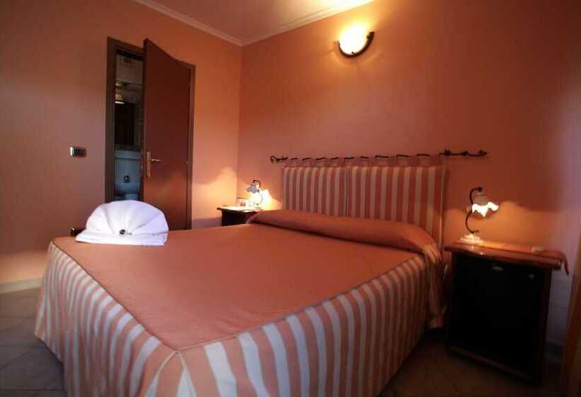 בית מלון כפרי Airport