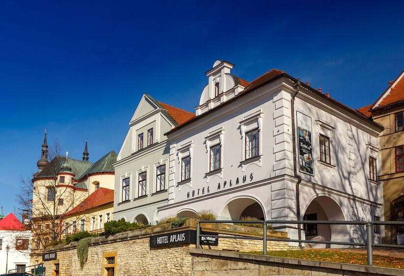 酒店 Aplaus