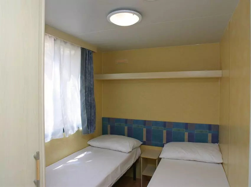هتل Camping Village Baia e Cala Campi