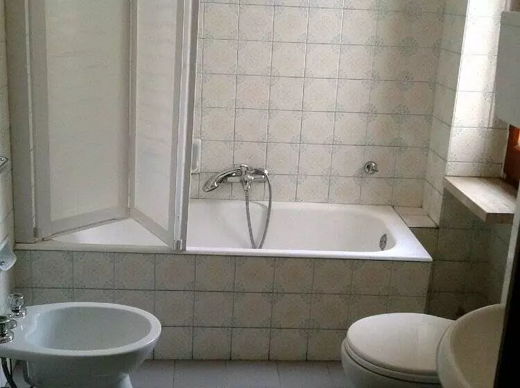 Отель B&b H. Grazia