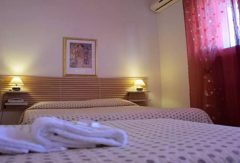 Отель B&b H. Grazia