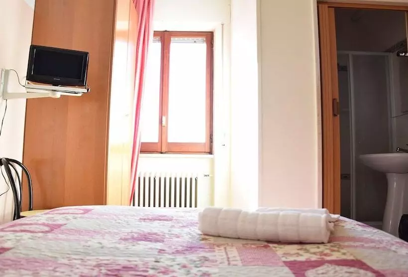 Отель B&b H. Grazia