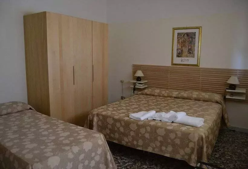 Отель B&b H. Grazia