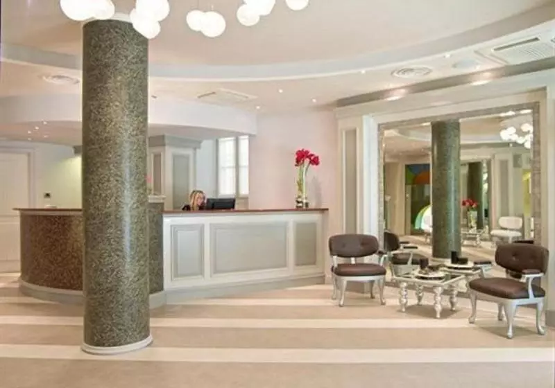 Отель Centrale Best Western Signature Collection