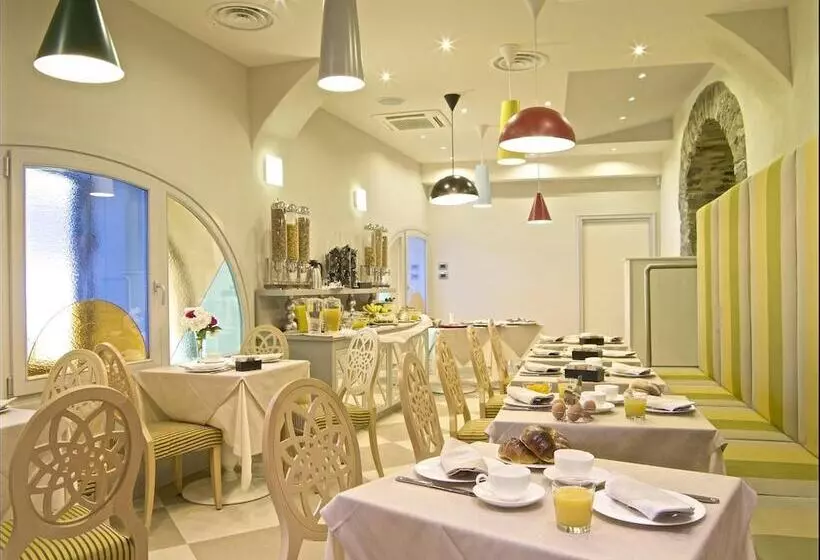 Отель Centrale Best Western Signature Collection