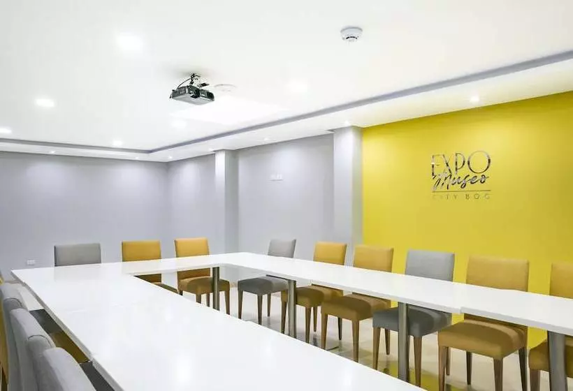 Hôtel City Bog Expo Museo