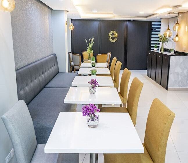 בית מלון כפרי City Bog Expo Museo