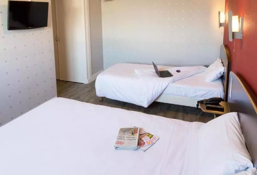 هتل Hôtel De La Vendée