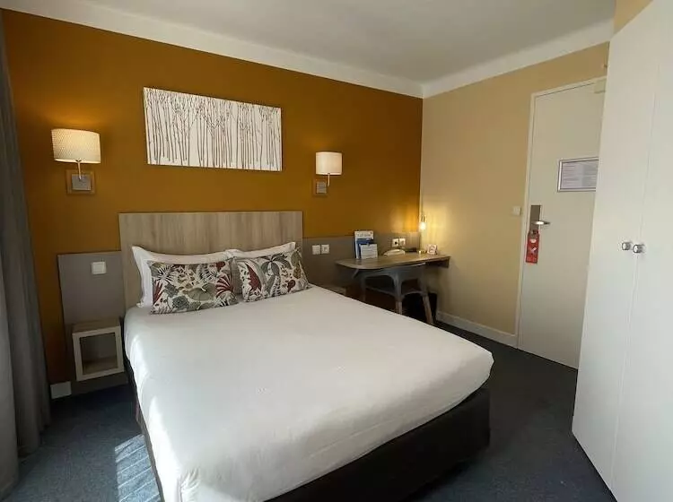 ホテル Hôtel De Caen