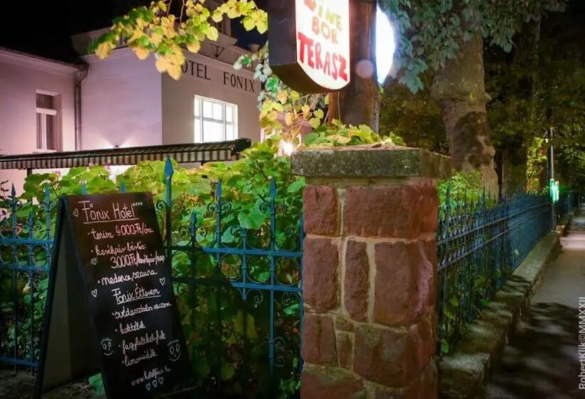 Hotel Főnix