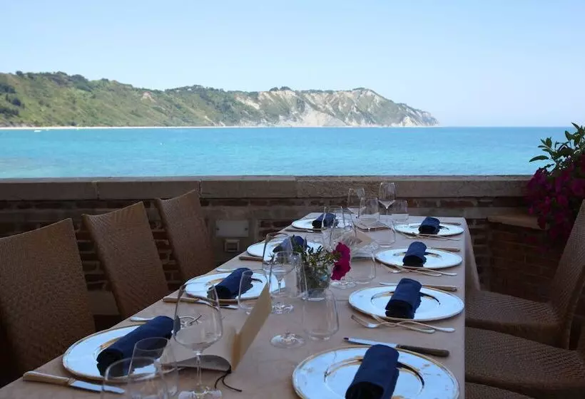 هتل Fortino Napoleonico