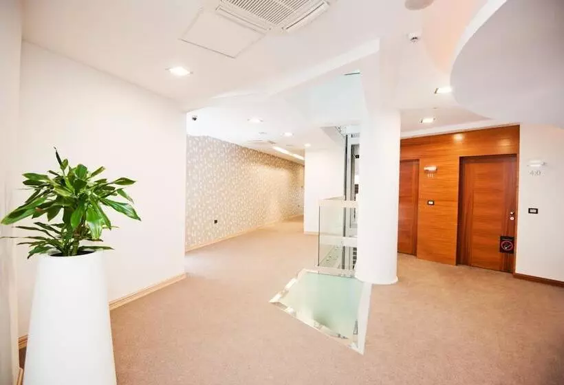Garni Hotel Centar