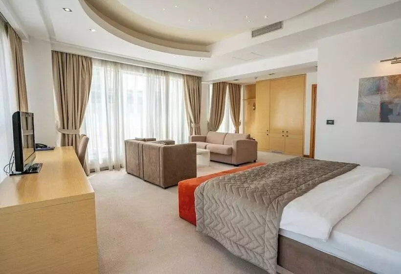 Garni Hotel Centar