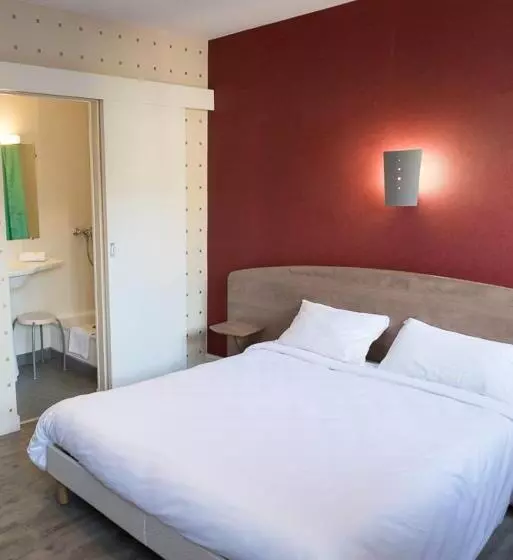 هتل Hôtel De La Vendée