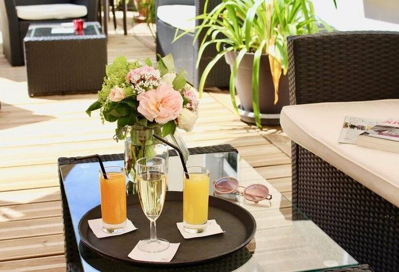 בית מלון כפרי Hôtel Le Charleston