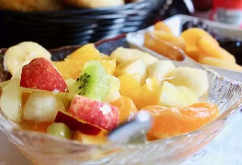 هتل Hôtel Le Charleston