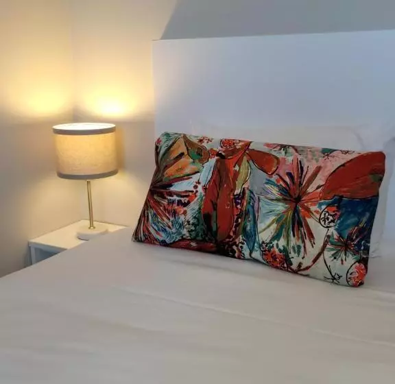 Отель Hôtel Port Haliguen