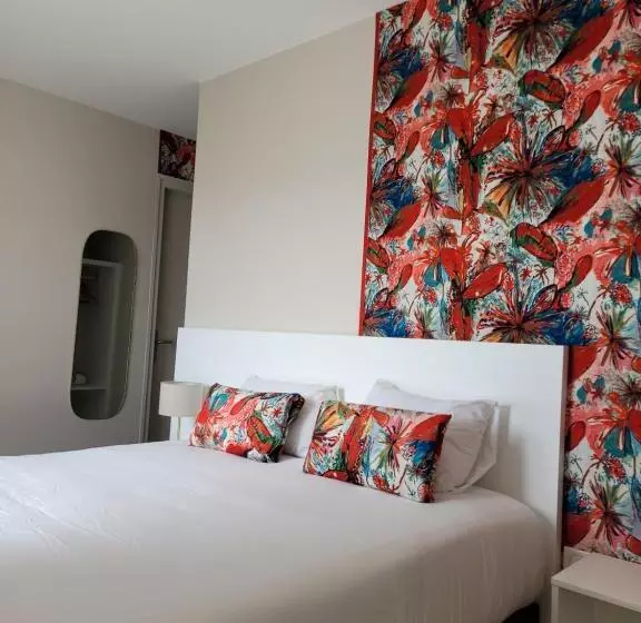 Отель Hôtel Port Haliguen