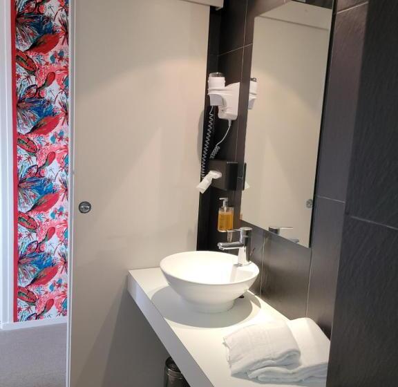 هتل Hôtel Port Haliguen