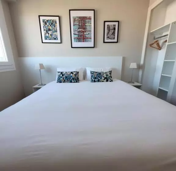 Отель Hôtel Port Haliguen