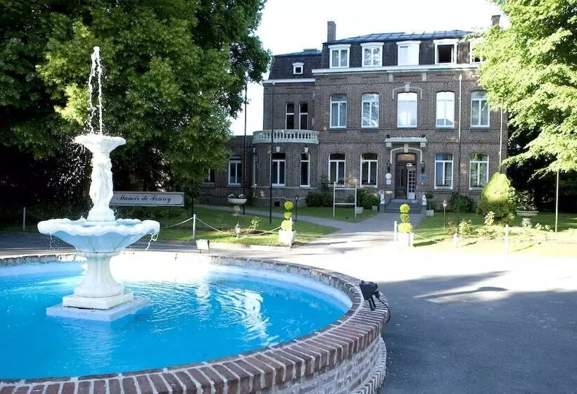 هتل Logis Manoir De Fourcy