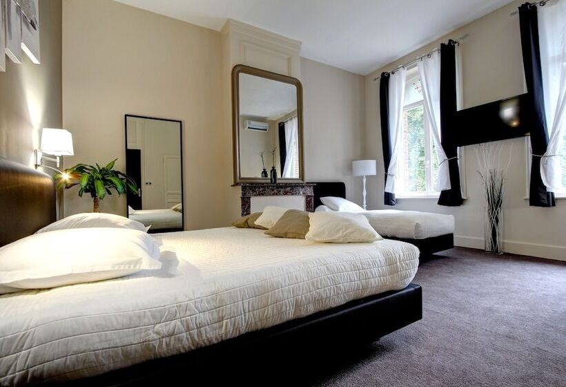 هتل Logis Manoir De Fourcy