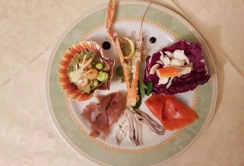 Hotelli Lory & Ristorante Ferraro