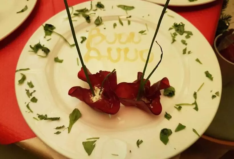 Hotelli Lory & Ristorante Ferraro