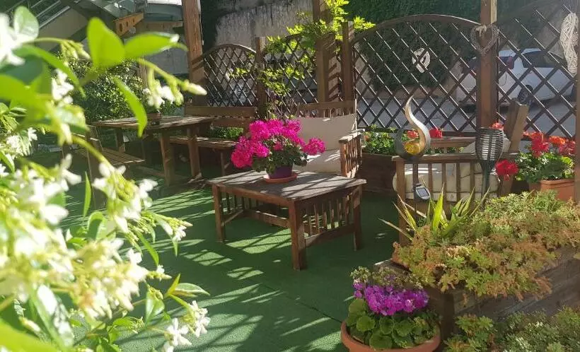 Hotelli Lory & Ristorante Ferraro