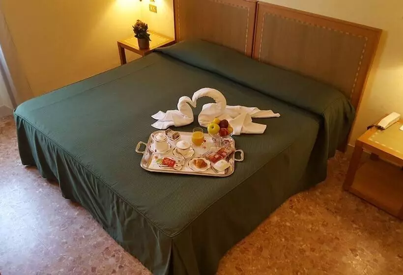 هتل Nuovo Albergo