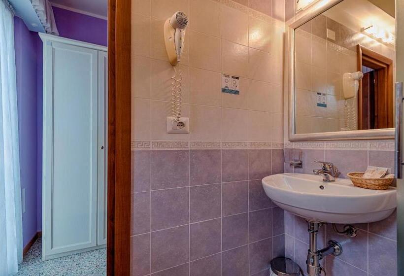 בית מלון כפרי Plaza