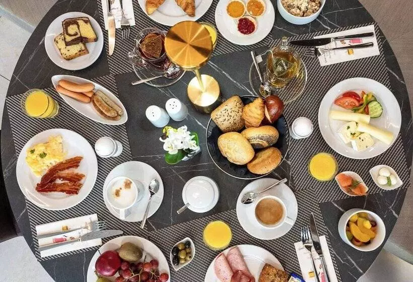 Szálloda Plaza Premium Karlsruhe