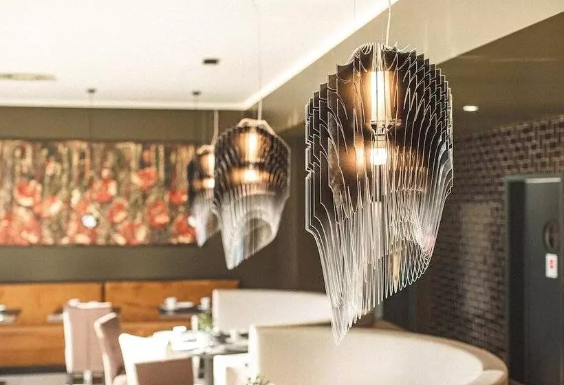 Szálloda Plaza Premium Karlsruhe