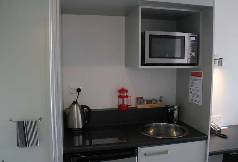 מוטל Pukekura Motor Lodge