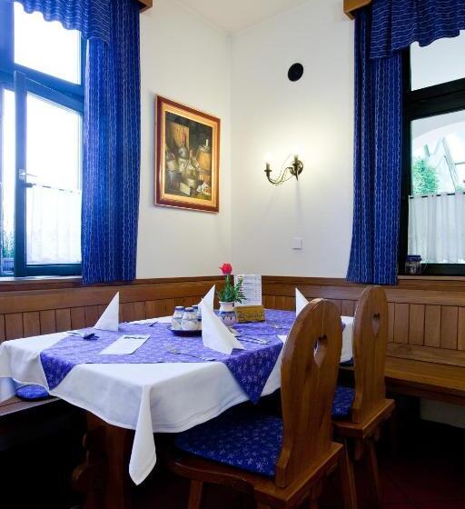 Tornácos Hotel   Hegykő