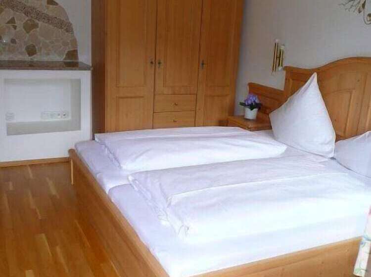 Zur Schönen Aussicht Hotel Garni