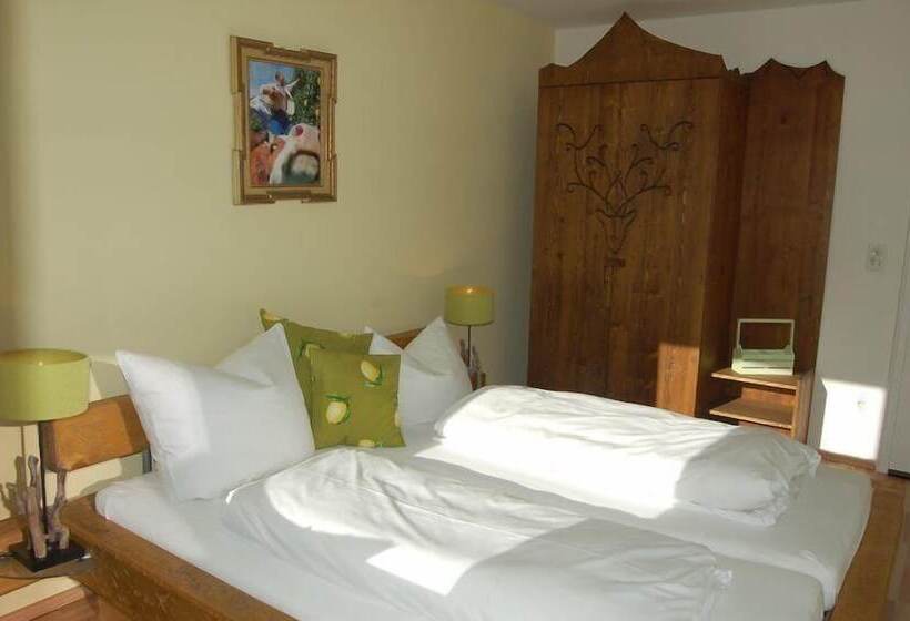 Zur Schönen Aussicht Hotel Garni