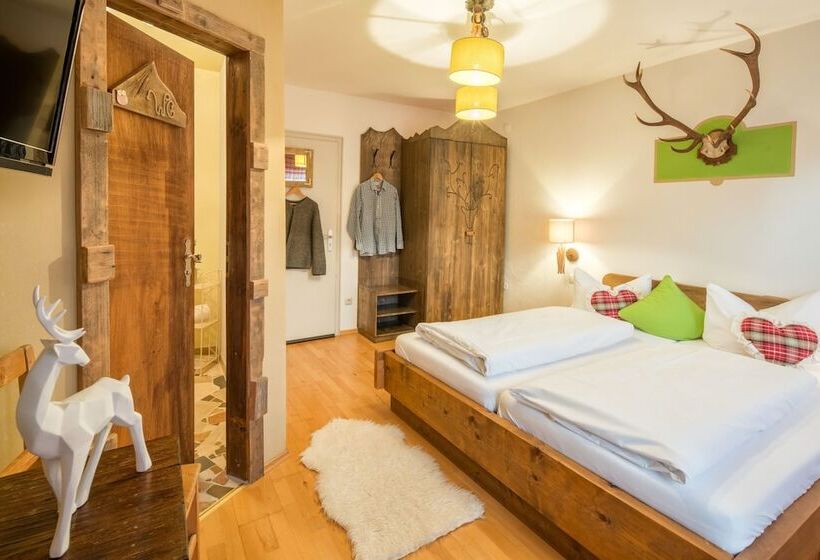 Zur Schönen Aussicht Hotel Garni